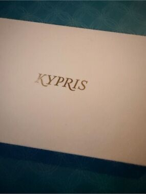 Kypris Shimmer Palette